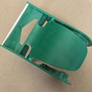 Tape Dispenser Durable Green Plastic Cutting Teeth 1 Sent